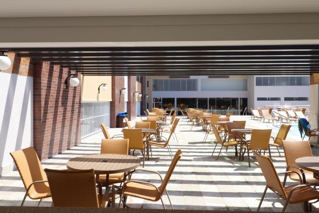 卡达斯诺瓦斯Piazza Diroma Com Acesso Ao Acqua Park公寓式酒店 外观 照片